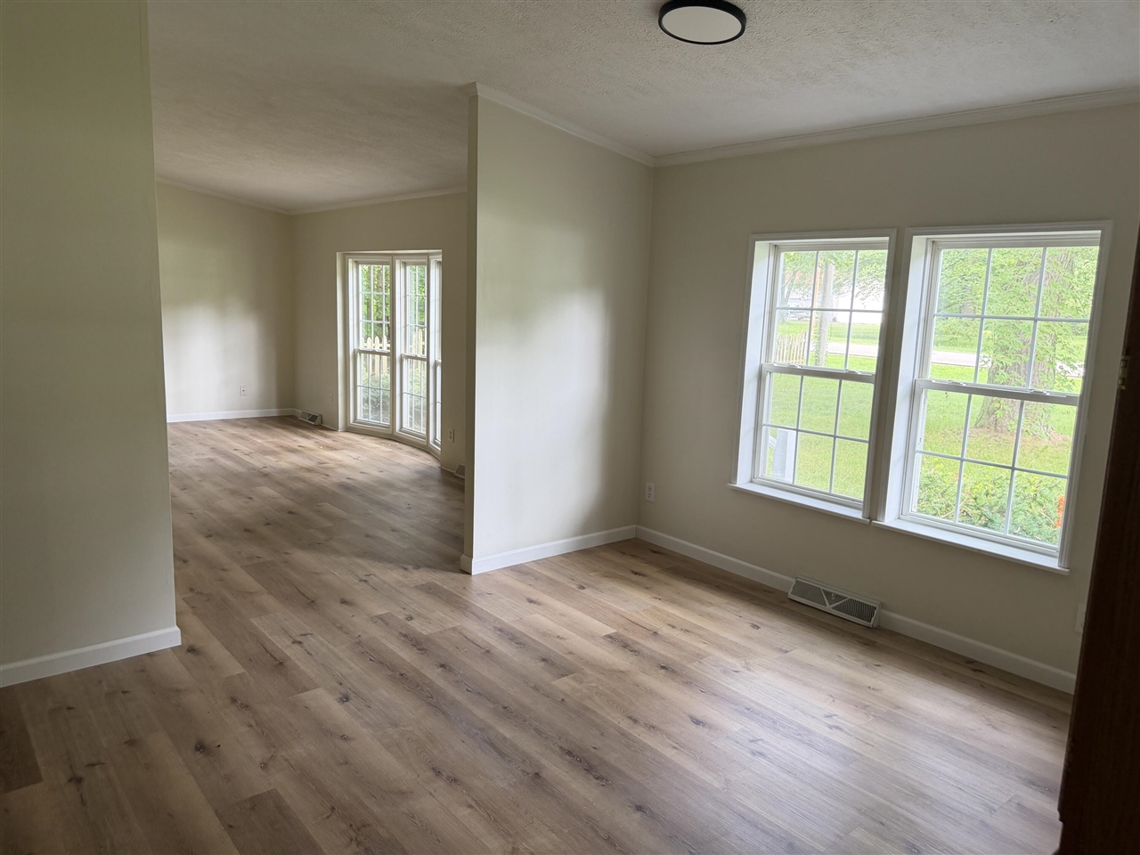 5th image of 3084 S Pipestone Rd, Benton Harbor, MI 49022 | MLS# 70552682
