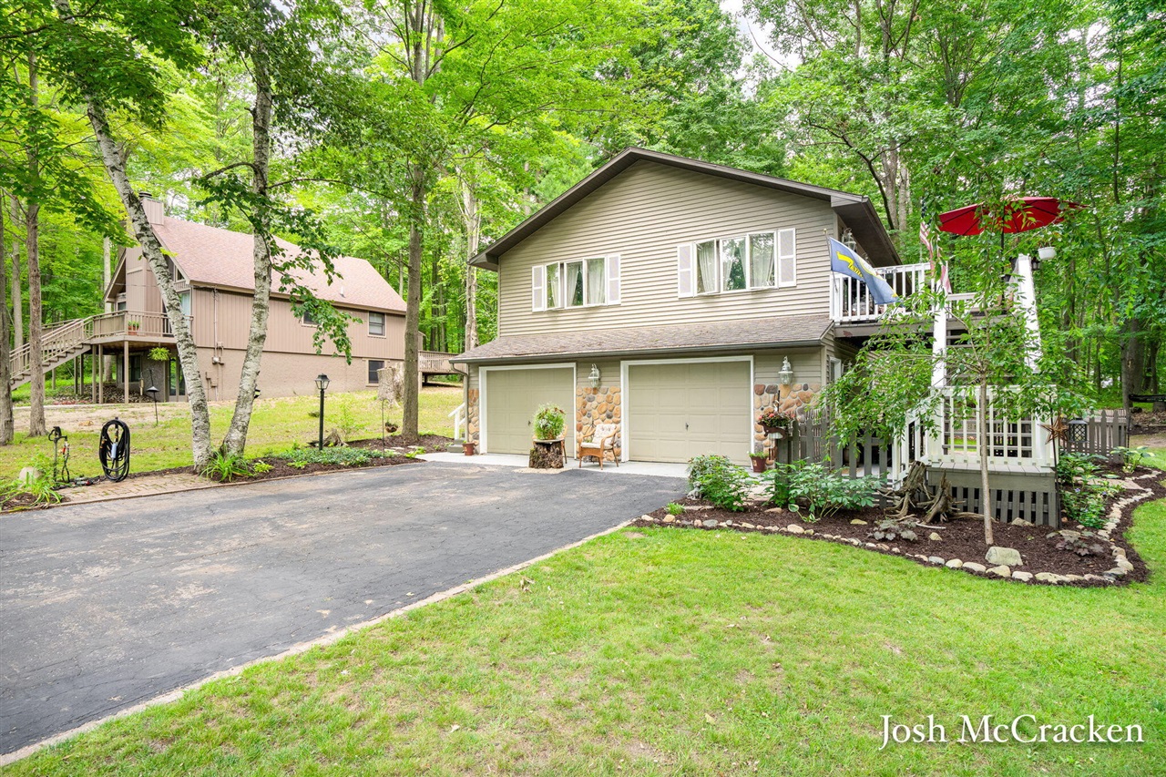 1st image of 11339 Alpine Rd, Stanwood, MI 49346 | MLS# 70552716