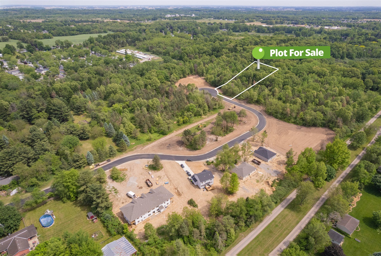 1st image of 4 Gady Pines Dr, Adrian, MI 49221 | MLS# 70552722