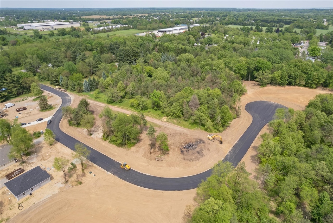5th image of 8 Gady Pines Dr, Adrian, MI 49221 | MLS# 70552724