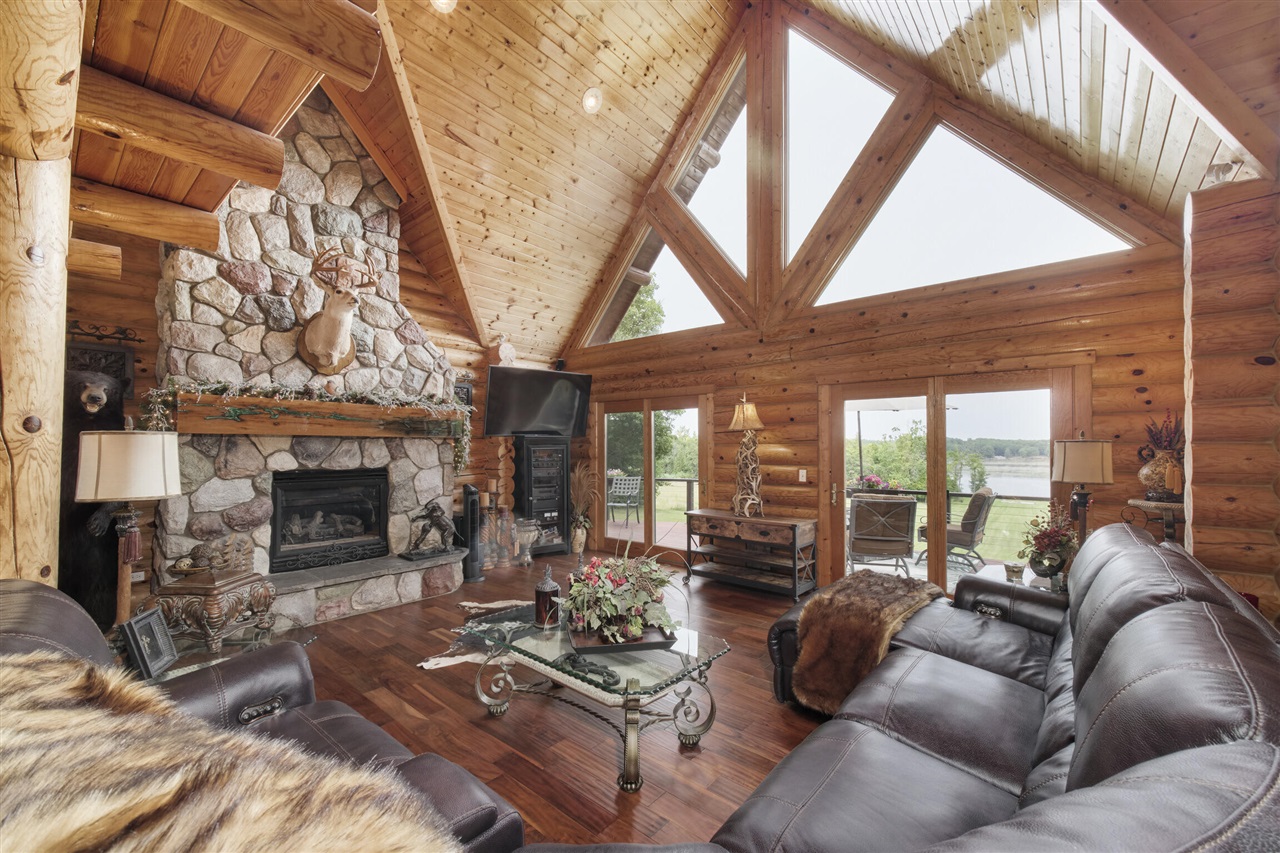 5th image of 302 E Kott Rd, Manistee, MI 49660 | MLS# 70552756