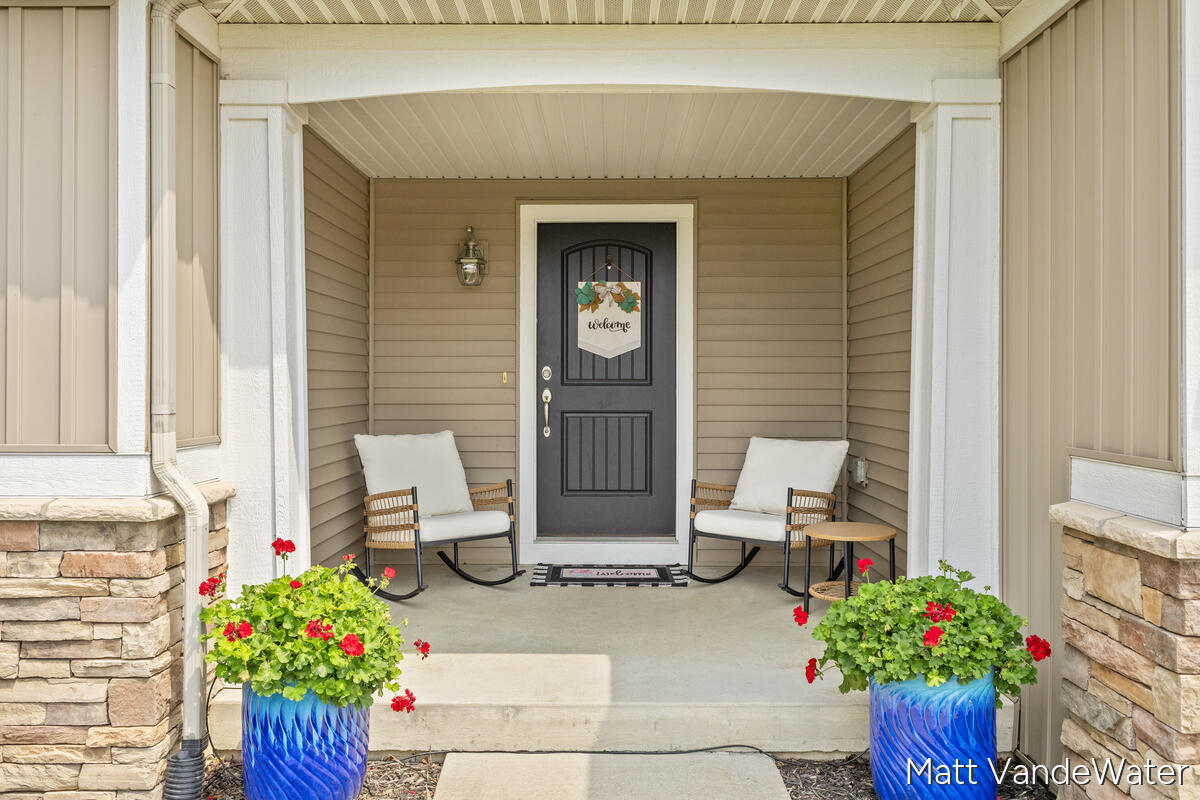 4th image of 3501 Tearose Dr, Hudsonville, MI 49426 | MLS# 70552781