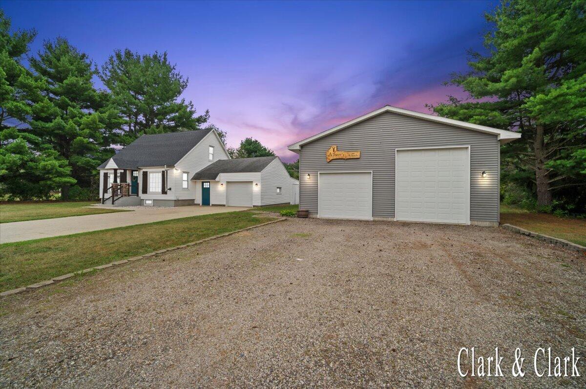 1st image of 2016 E Croton Dr, Newaygo, MI 49337 | MLS# 70552783