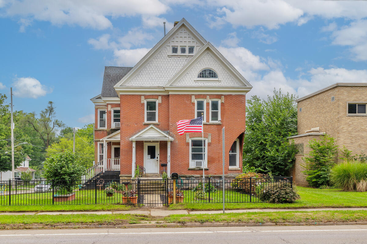 2nd image of 312 Capital Ave, Battle Creek, MI 49017 | MLS# 70552809