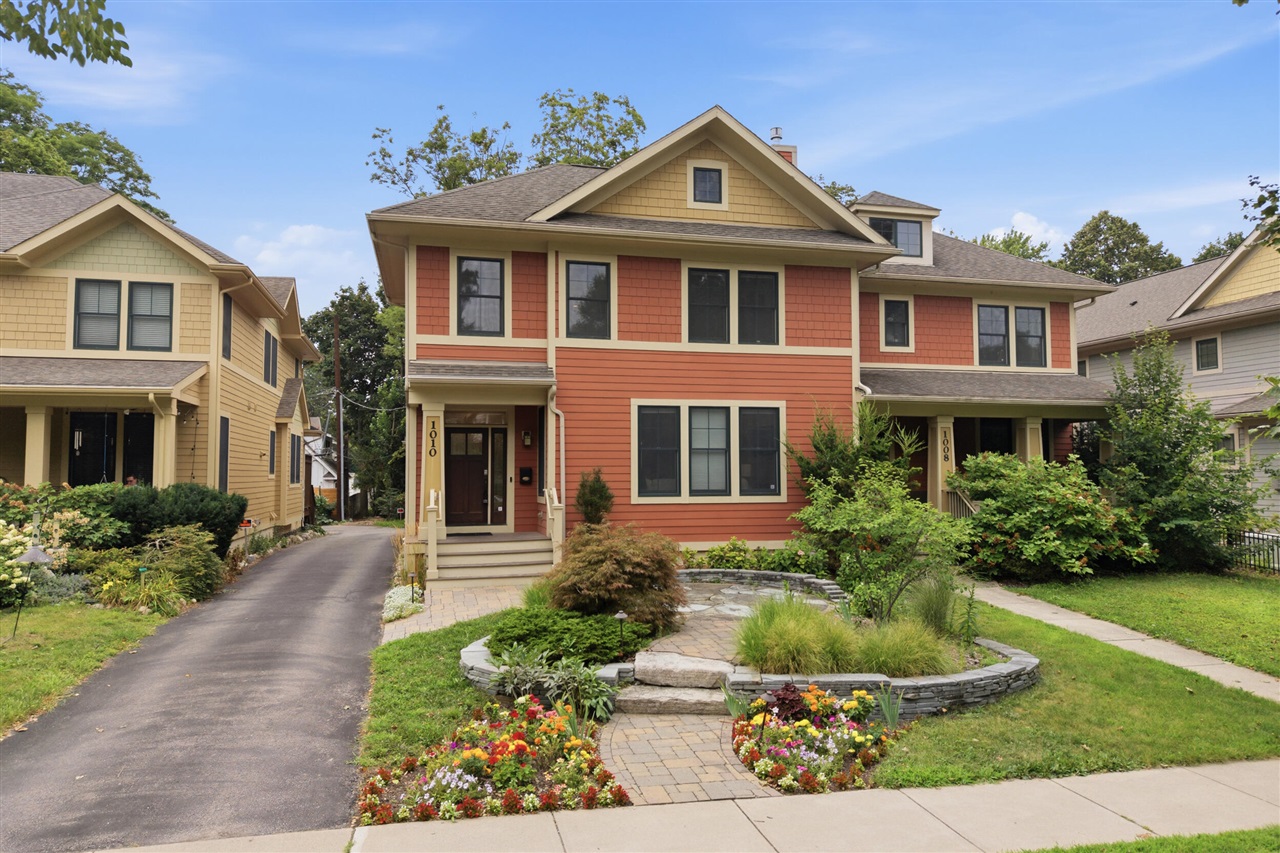 1st image of 1010 Baldwin Ave, Ann Arbor, MI 48104 | MLS# 70552818