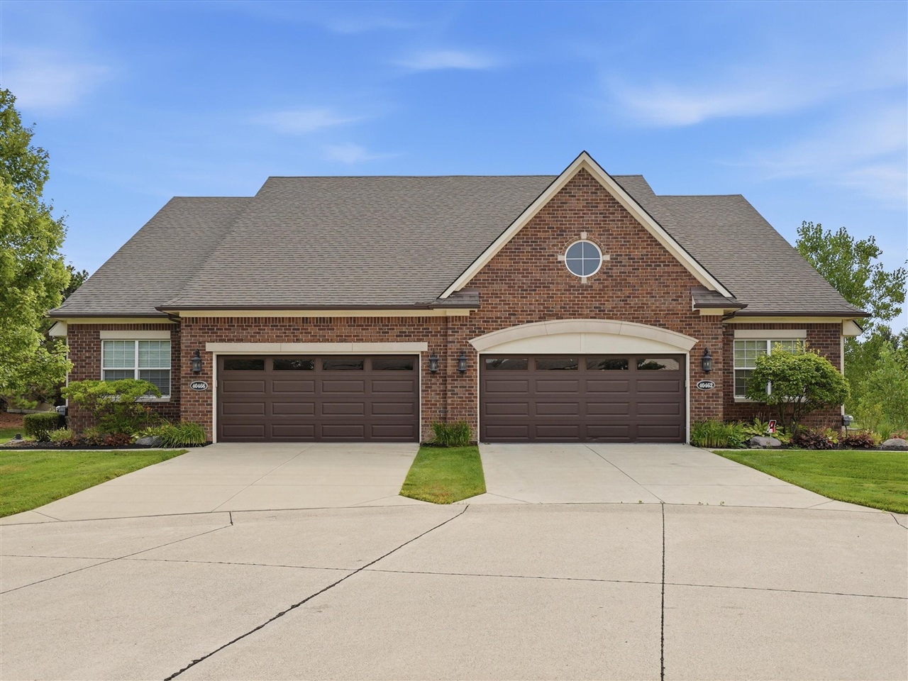 2nd image of 40466 Juniper Ct, Clinton Township, MI 48036 | MLS# 70552834