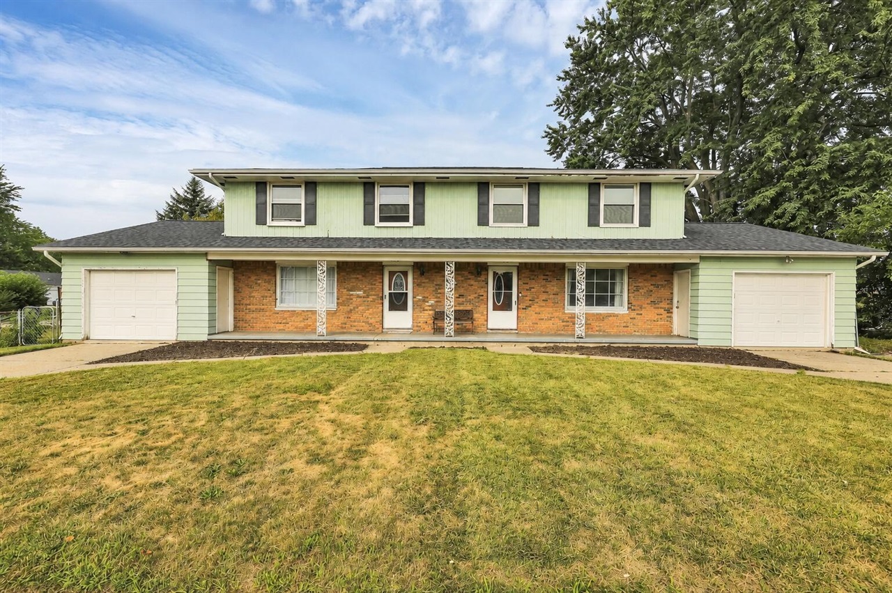 1st image of 309 Elmwood Rd, Lansing, MI 48917 | MLS# 70552838