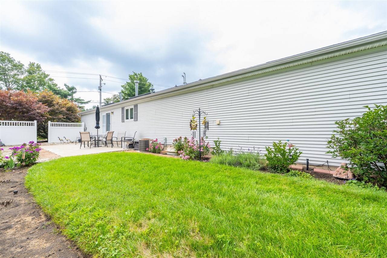 30th image of 2199 Broadway, Benton Harbor, MI 49022 | MLS# 70552844