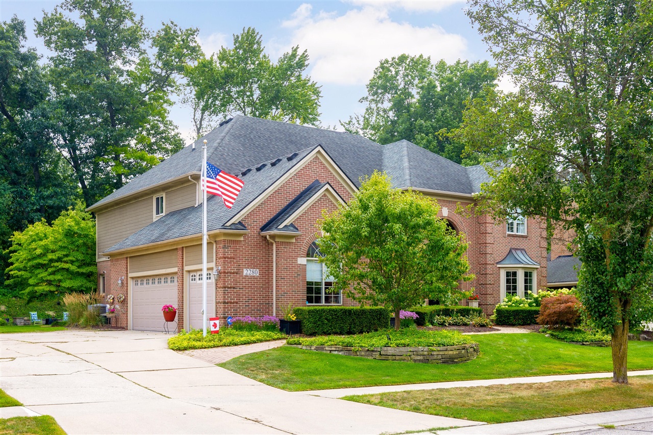 1st image of 2280 Ivy Hill Dr, Commerce Township, MI 48382 | MLS# 70552847