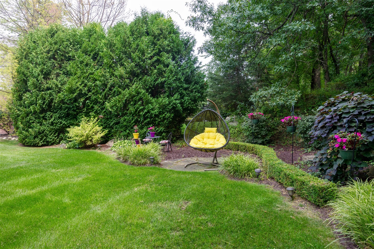 4th image of 2280 Ivy Hill Dr, Commerce Township, MI 48382 | MLS# 70552847