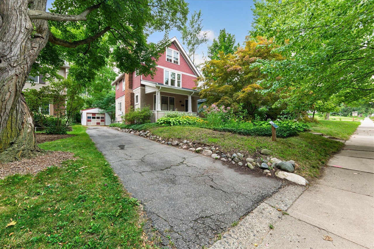 1st image of 1213 W Liberty St, Ann Arbor, MI 48103 | MLS# 70552852