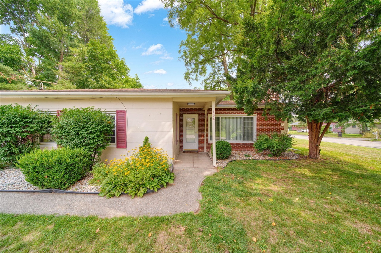 2nd image of 404 Heyser St, Jackson, MI 49203 | MLS# 70552884