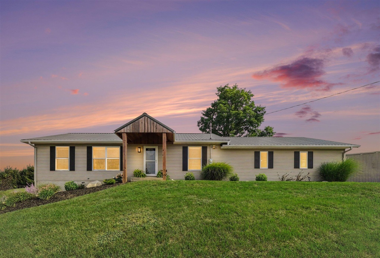 2nd image of 10320 Lincoln Lake Ave, Greenville, MI 48838 | MLS# 70552900