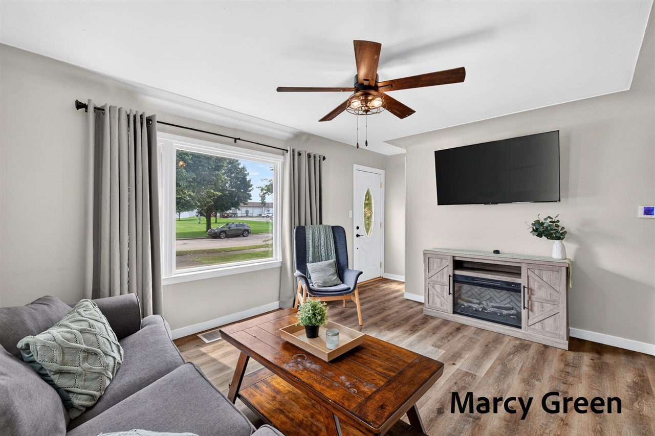 4th image of 1519 Grant Ave, Grand Haven, MI 49417 | MLS# 70552915