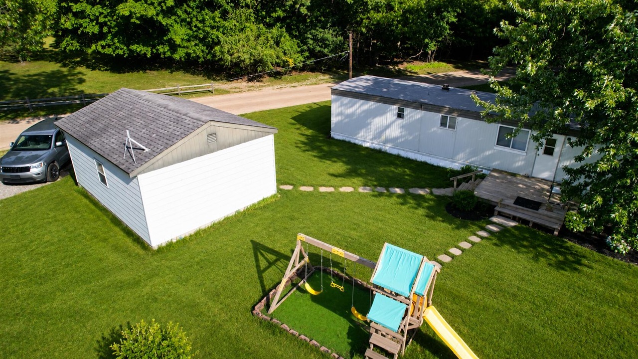 4th image of 5850 Ridge St, Newaygo, MI 49337 | MLS# 70553027