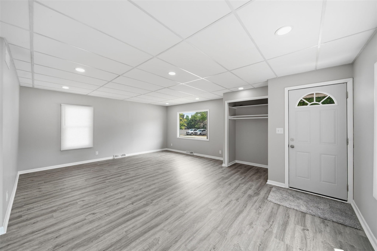 4th image of 208 S Brown St, Jackson, MI 49203 | MLS# 70553059