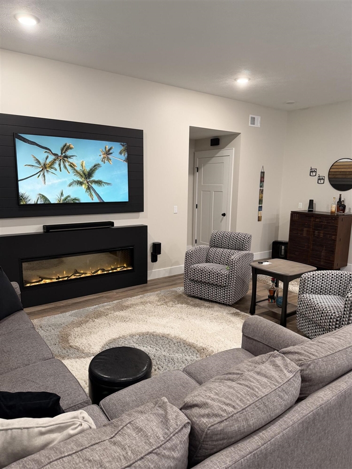 5th image of 7586 Regency Ln, Canadian Lakes, MI 49346 | MLS# 70553085
