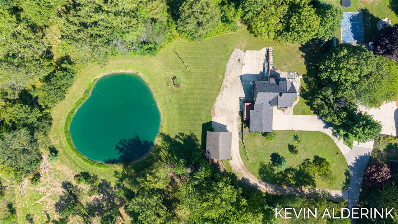 4th image of 8959 Ottogan St, Holland, MI 49423 | MLS# 70553105