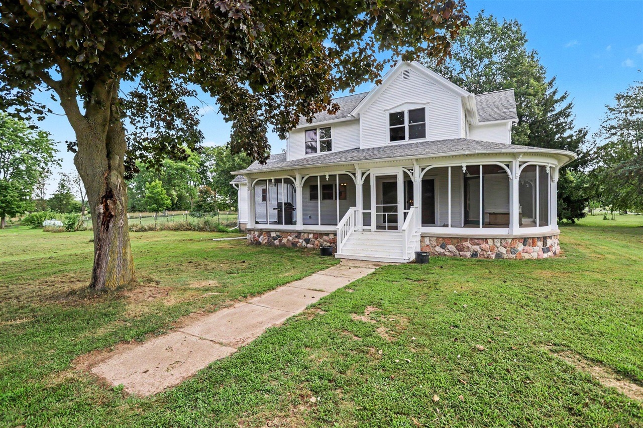 1st image of 27445 H Dr, Homer, MI 49245 | MLS# 70553120