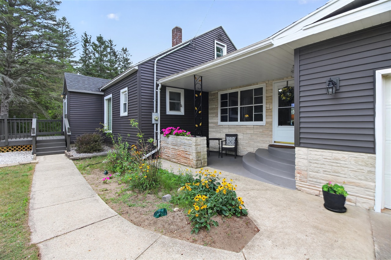 5th image of 5513 Caberfae Hwy, Manistee, MI 49660 | MLS# 70553138