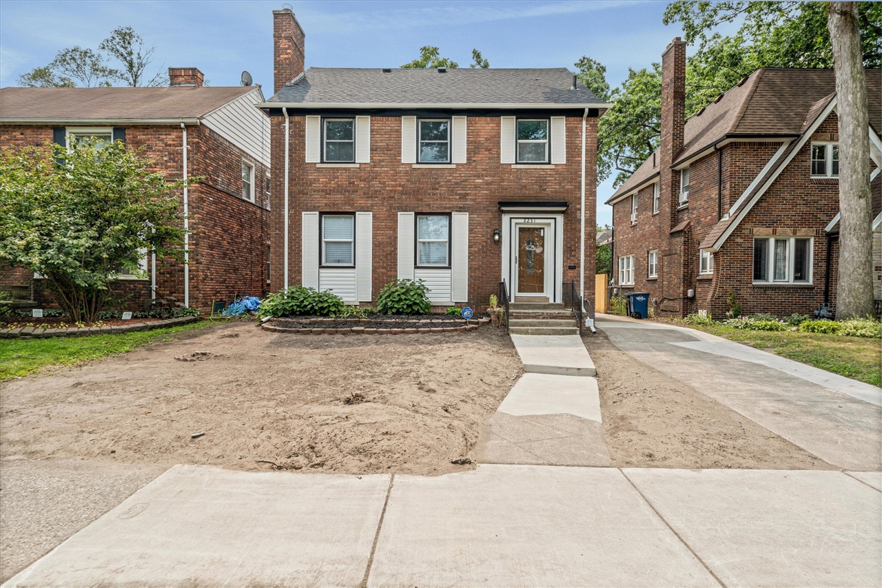 2nd image of 8231 Mary Grove Dr, Detroit, MI 48221 | MLS# 70553141