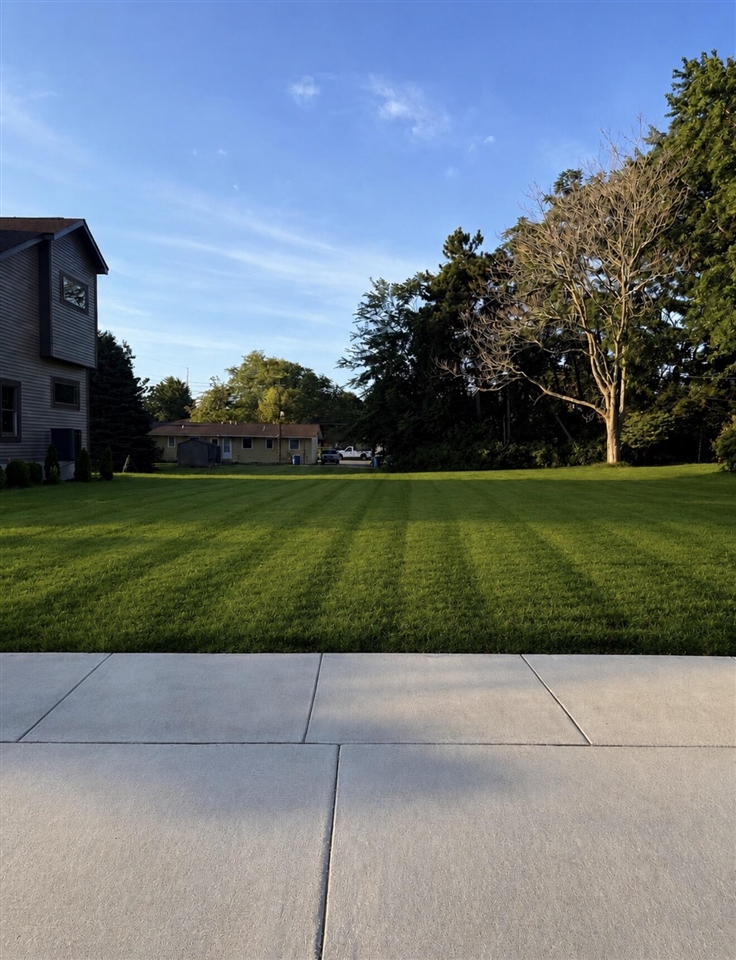1st image of 1030 Arlington Ave, Grand Haven, MI 49417 | MLS# 70553152
