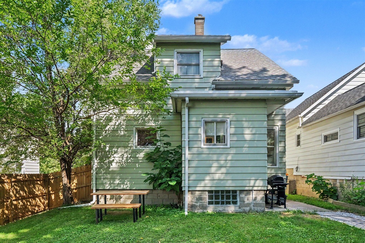 4th image of 1319 N Avenue, Grand Rapids, MI 49505 | MLS# 70553208