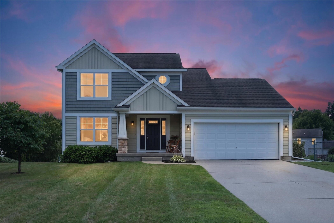1st image of 11356 Taunton Dr, Lowell, MI 49331 | MLS# 70553209
