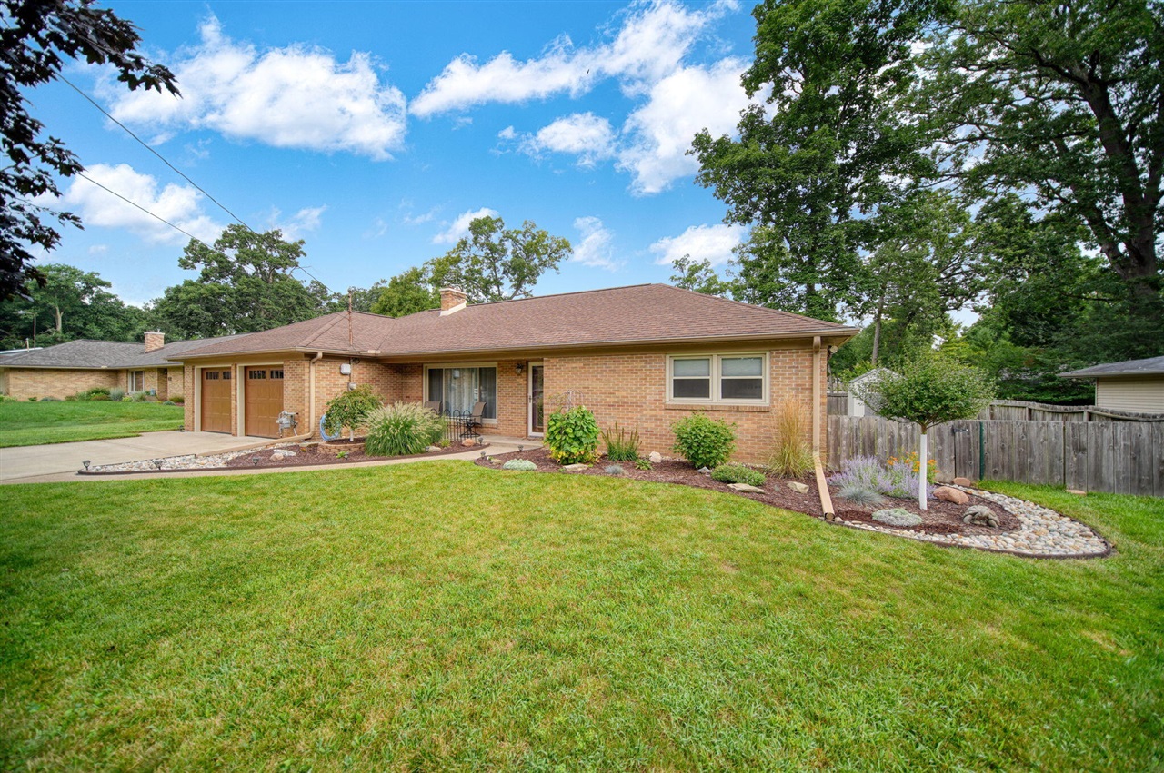 4th image of 1730 Shoemaker Dr, Jackson, MI 49203 | MLS# 70553216