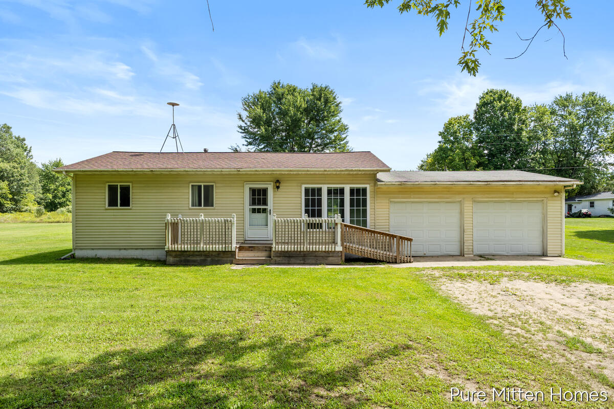 1st image of 6118 N Hawley Hwy, Belding, MI 48809 | MLS# 70553228