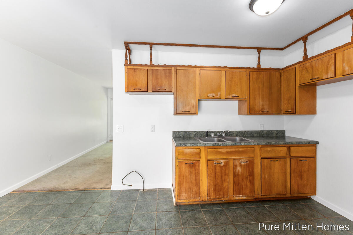 4th image of 6118 N Hawley Hwy, Belding, MI 48809 | MLS# 70553228
