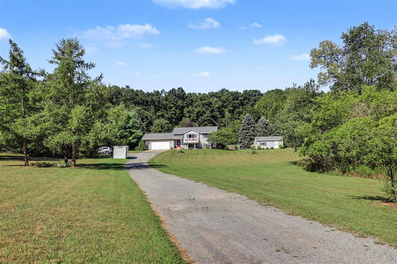 5th image of 13955 Pine Lake Ave, Cedar Springs, MI 49319 | MLS# 70553261
