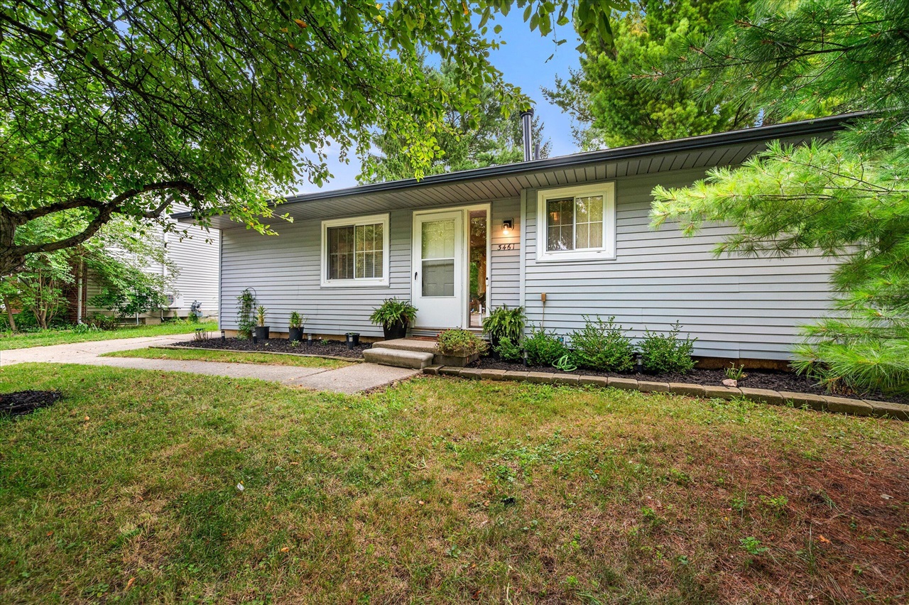 1st image of 3461 Creek Dr, Ann Arbor, MI 48108 | MLS# 70553280