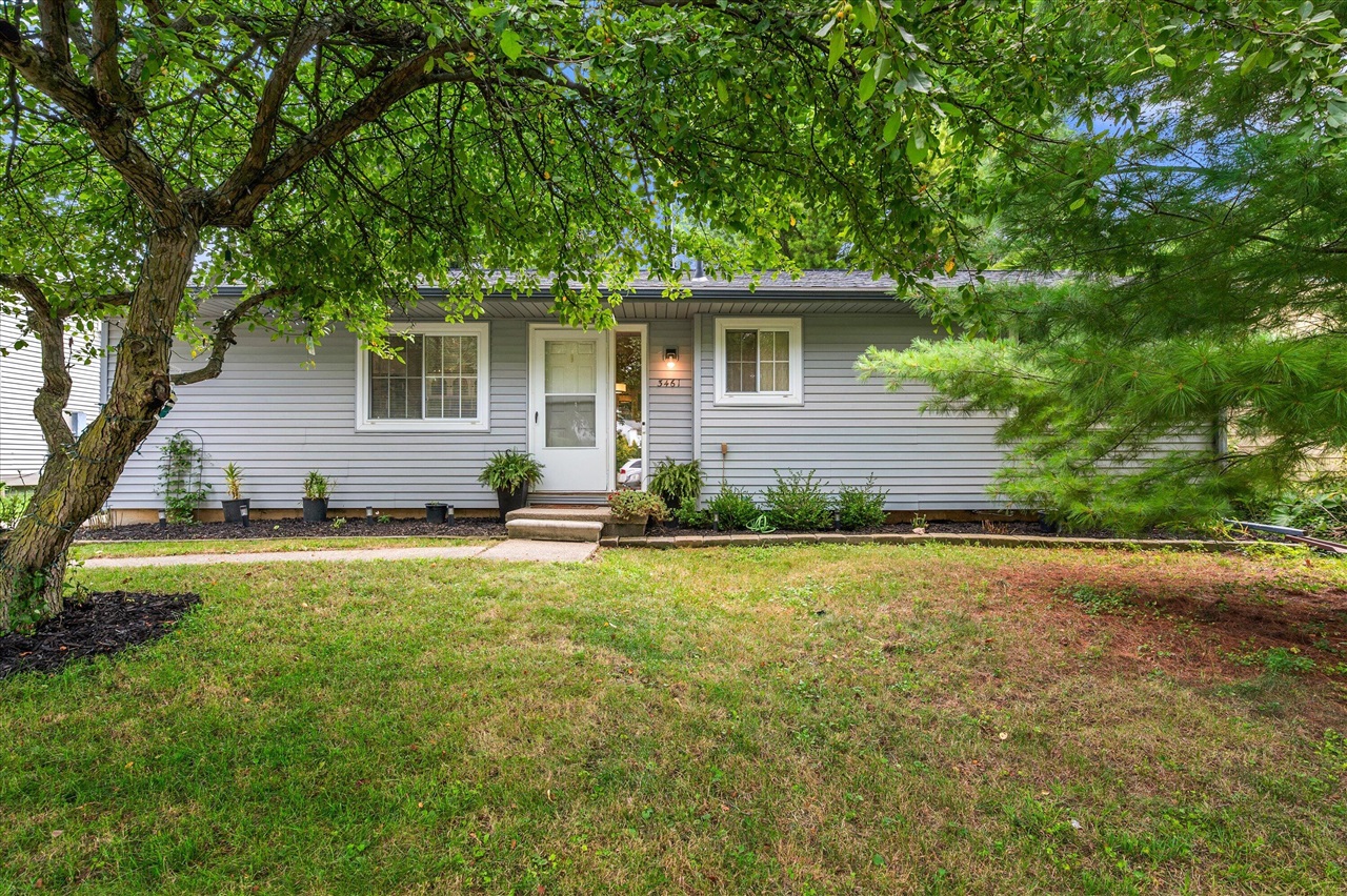 2nd image of 3461 Creek Dr, Ann Arbor, MI 48108 | MLS# 70553280