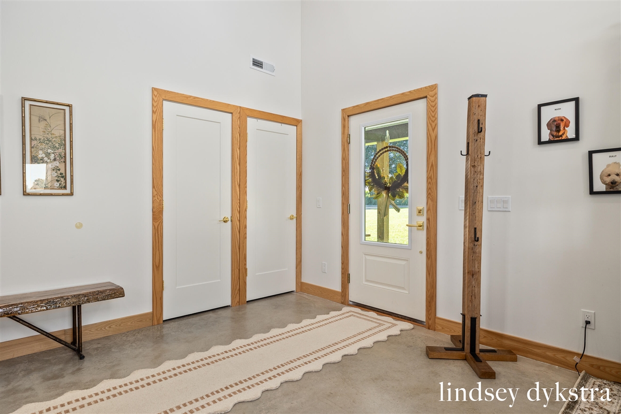 5th image of 903 Haysmer Rd, Ionia, MI 48846 | MLS# 70553290