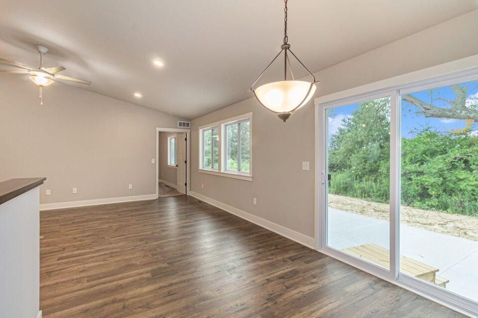 4th image of 945 Ridgetop Cir, Kalamazoo, MI 49009 | MLS# 70553363
