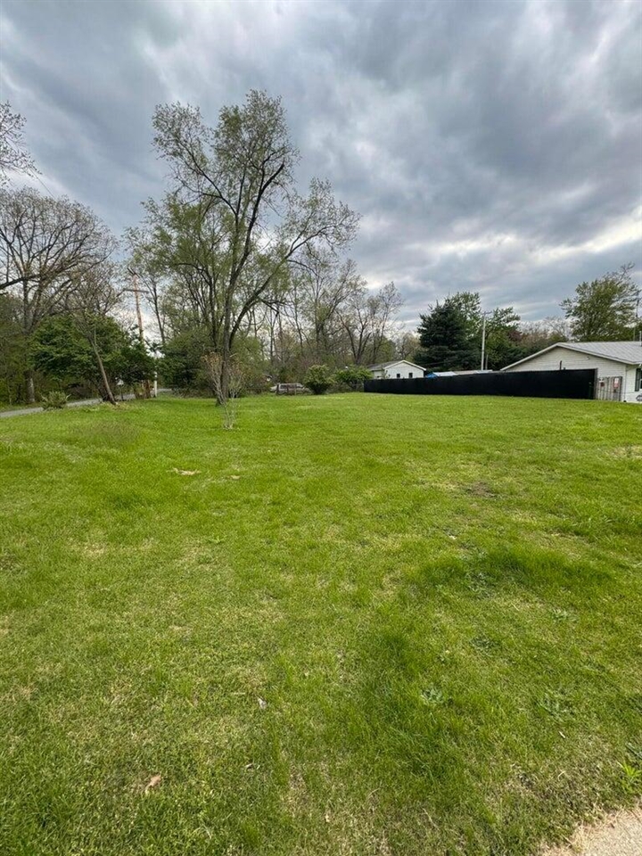Photo 4 of Land for sale at 1660 Parkview Dr, Niles, MI 49120 | MLS# 70553433 | Listing updated on 2026-09-20