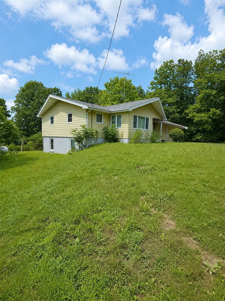 Photo 2 of Single family home for sale at 12215 Leonard Rd, Nunica, MI 49448 | MLS# 70553437 | Listing updated on 2026-09-23