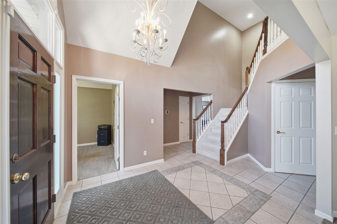 4th image of 1245 Berkshire Ct, Adrian, MI 49221 | MLS# 70553444
