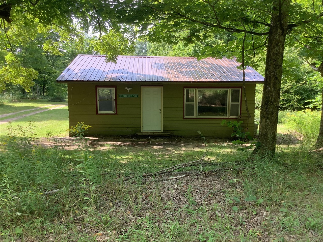 46th image of 9488 S 11 Rd, Cadillac, MI 49601 | MLS# 70553447