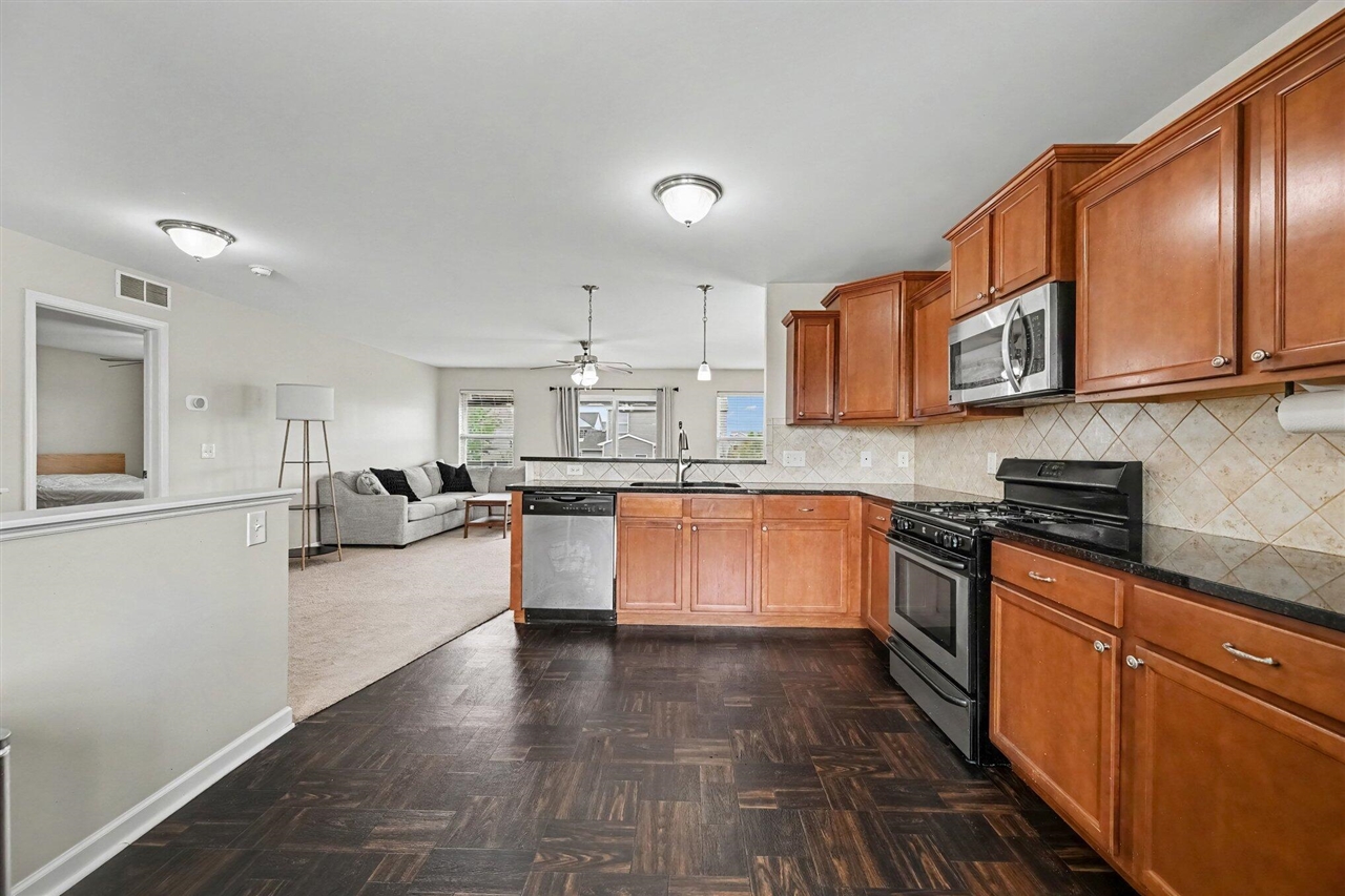 5th image of 9217 Country View Dr, Ypsilanti, MI 48197 | MLS# 70553461