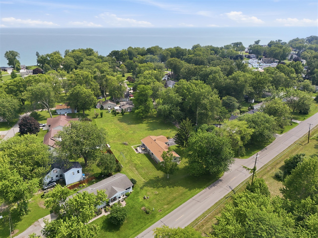 38th image of 7676 Southmoor Dr, Monroe, MI 48161 | MLS# 70553468