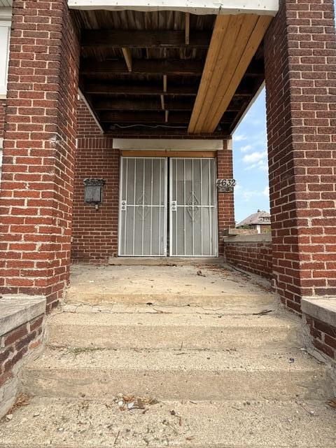 Photo 4 of Multi family home for sale at 4632 Allendale St, Detroit, MI 48204 | MLS# 70553475 | Listing updated on 2026-09-26