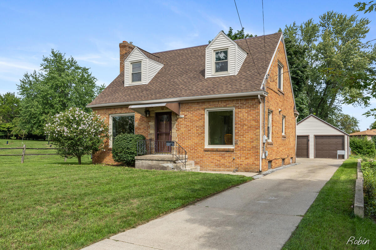 1st image of 1363 Myrtle St, Grand Rapids, MI 49504 | MLS# 70553493