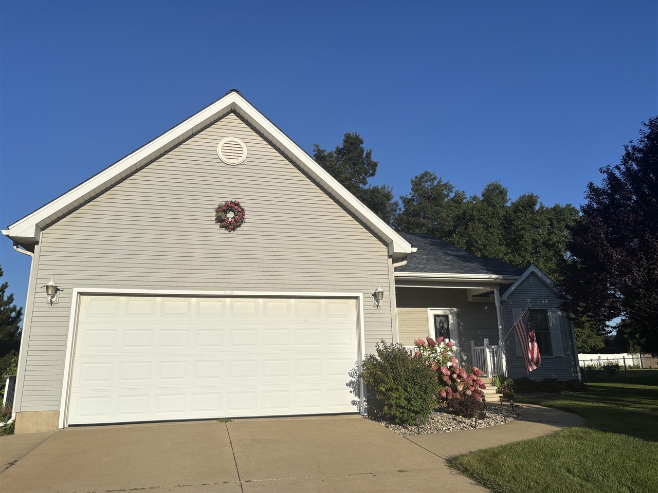 Photo 1 of Single family home for sale at 1318 Catsyl Rd, Jackson, MI 49203 | MLS# 70553528 | Listing updated on 2026-09-16