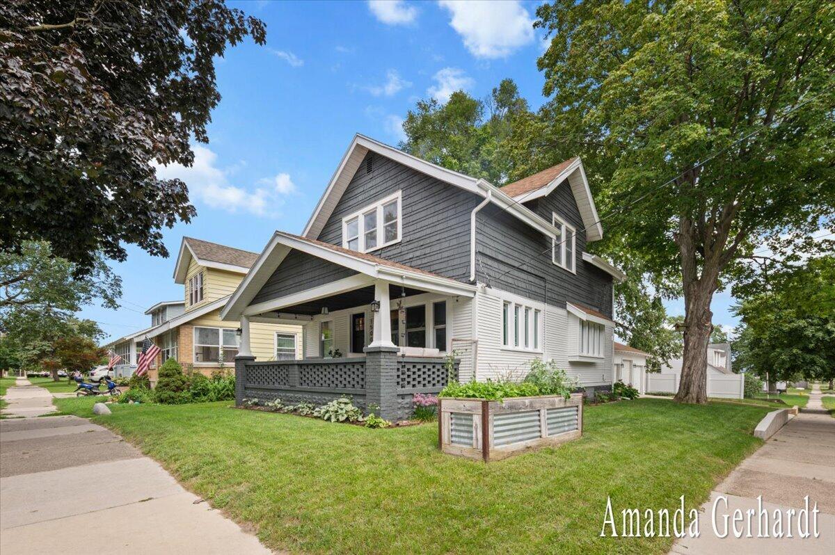 2nd image of 1500 Powers Ave, Grand Rapids, MI 49504 | MLS# 70553571