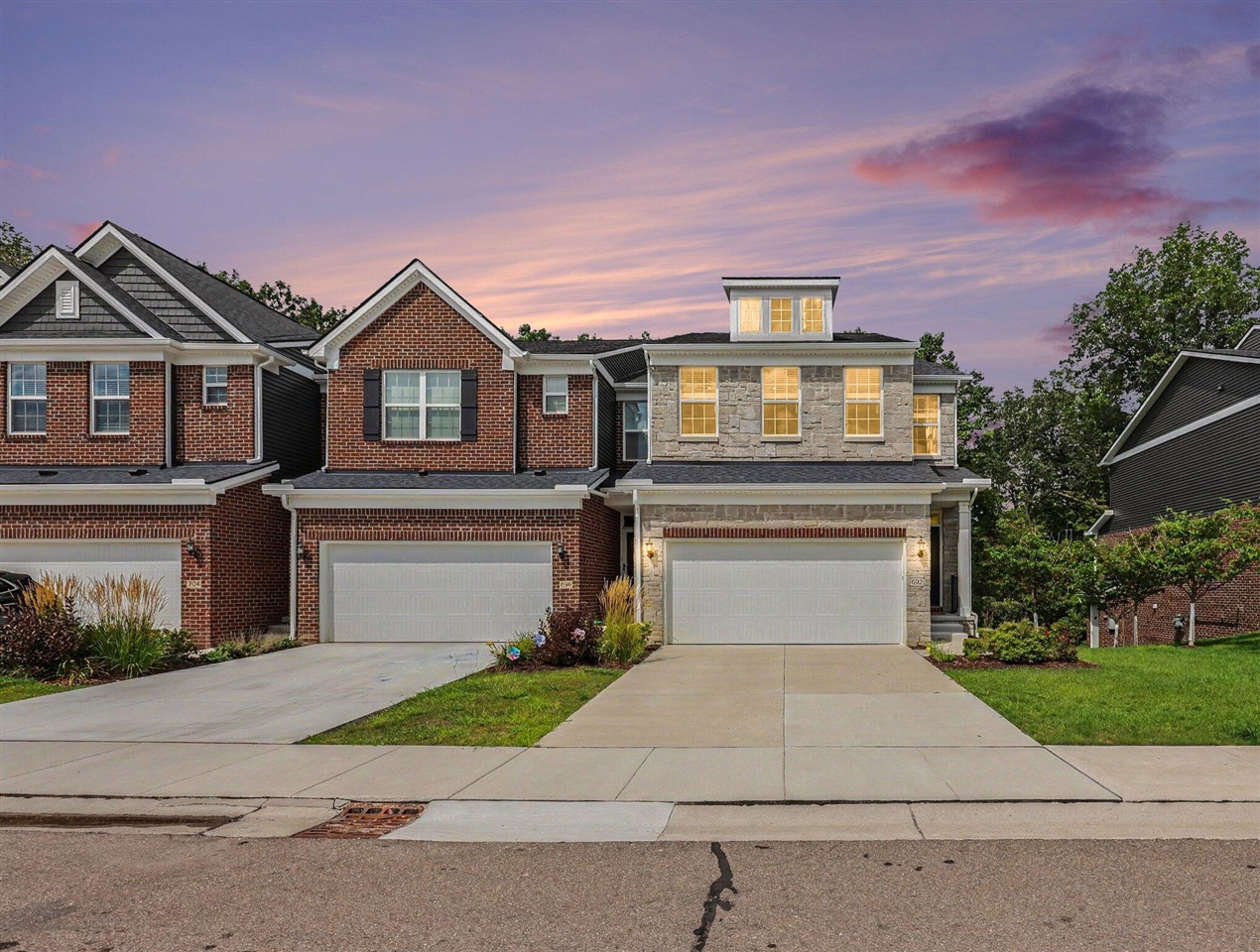 1st image of 692 Peppermint Dr, Rochester, MI 48307 | MLS# 70553573