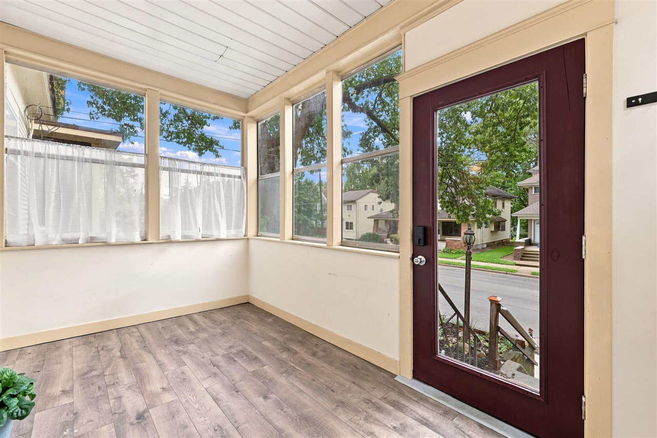 Photo 2 of Single family home for sale at 706 Lafayette Ave, Grand Rapids, MI 49503 | MLS# 70553577 | Listing updated on 2026-10-07