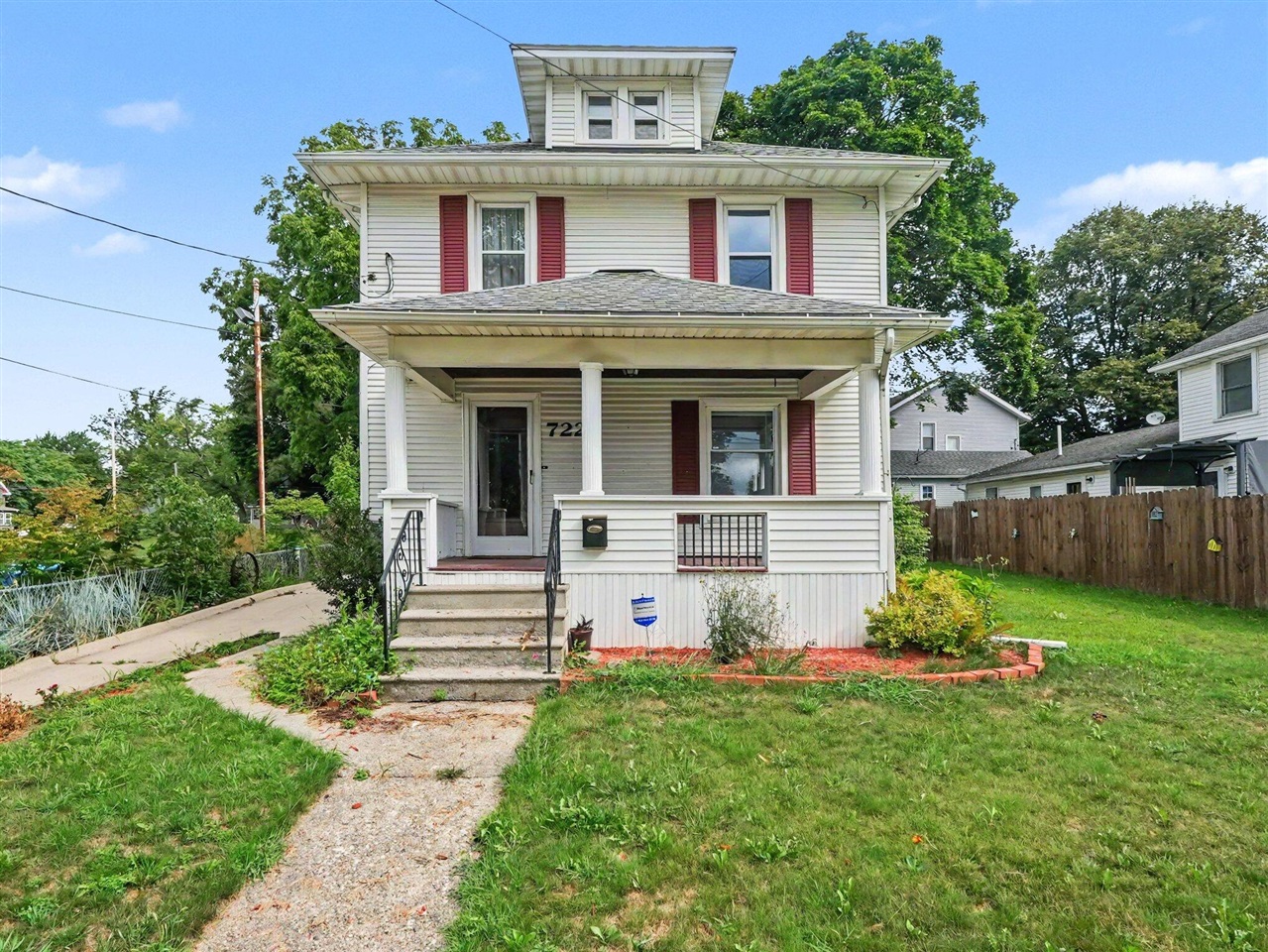 2nd image of 722 Webb St, Jackson, MI 49202 | MLS# 70553604