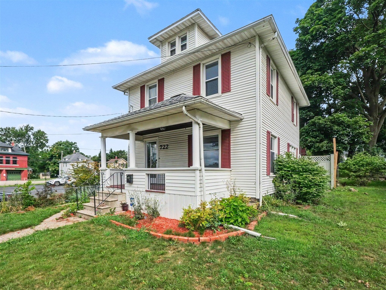 3rd image of 722 Webb St, Jackson, MI 49202 | MLS# 70553604